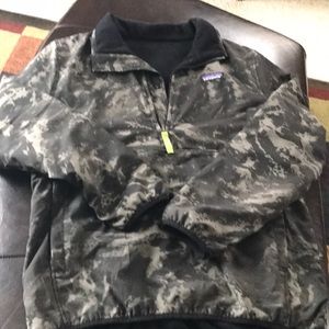 Patagonia women's size large pullover